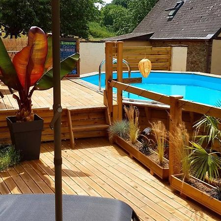 Le Vieux Moulin Gites - Detached Cottage With Garden Views And Pool Guégon Esterno foto