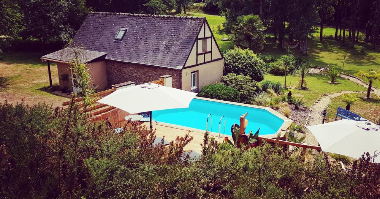 Le Vieux Moulin Gites - Detached Cottage With Garden Views And Pool Guégon Esterno foto