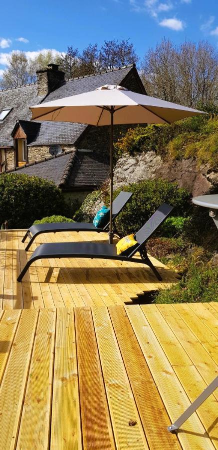 Le Vieux Moulin Gites - Detached Cottage With Garden Views And Pool Guégon Esterno foto