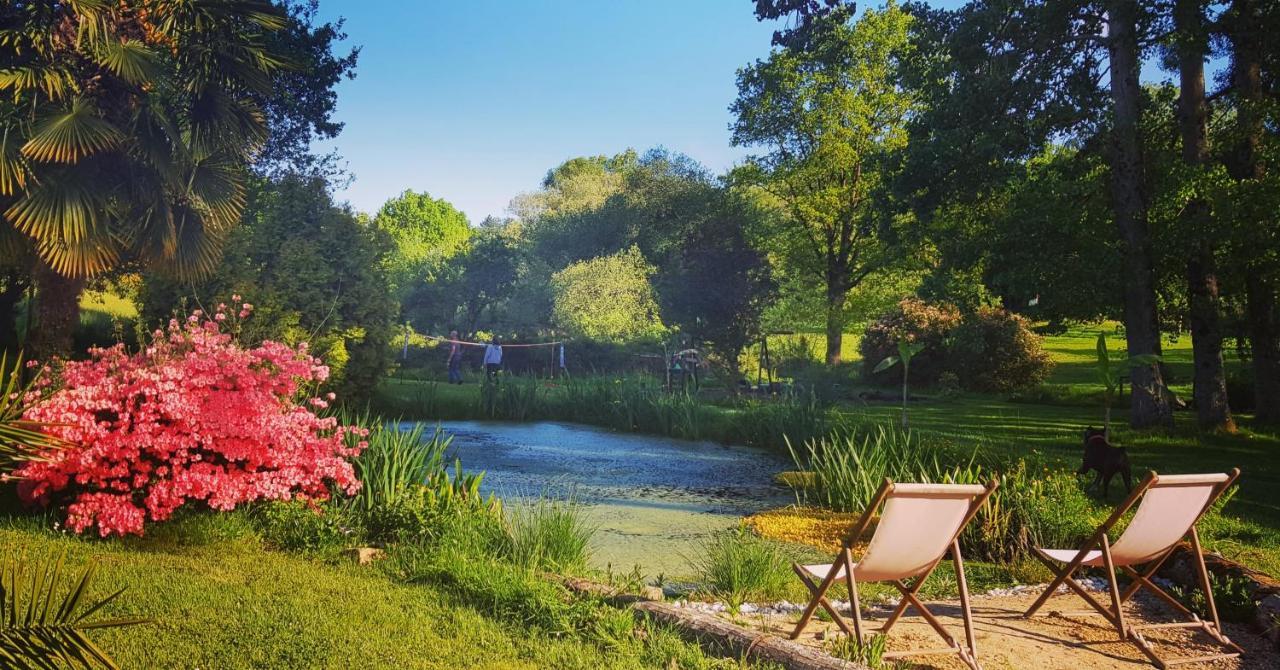 Le Vieux Moulin Gites - Detached Cottage With Garden Views And Pool Guégon Esterno foto